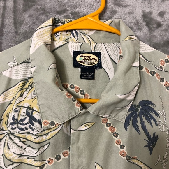 Vintage Tommy Bahama Hawaiian Shirt Short Sleeve Button Up Palm Trees Floral - Picture 2 of 15